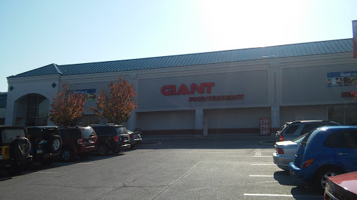 Giant Food Stores, 455 Eisenhower Dr, Hanover, PA 17331, USA, 