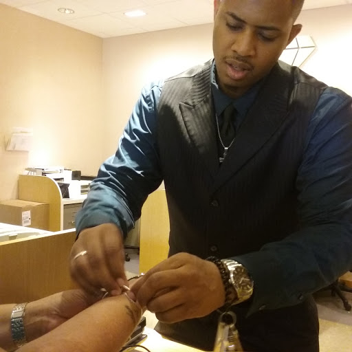 Jewelry Store «Jared The Galleria of Jewelry», reviews and photos, 6100 Capital Blvd, Raleigh, NC 27616, USA