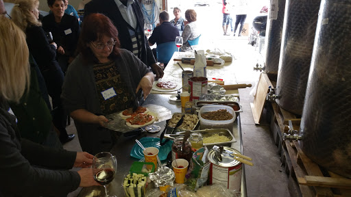 Wine Club «North Coast Wine Club», reviews and photos, 30700 Bainbridge Rd, Solon, OH 44139, USA