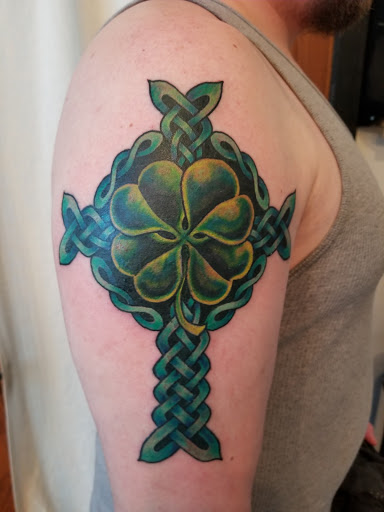 Tattoo Shop «Hand And Eye Tattoo», reviews and photos, 2716 Atwood Ave, Madison, WI 53705, USA