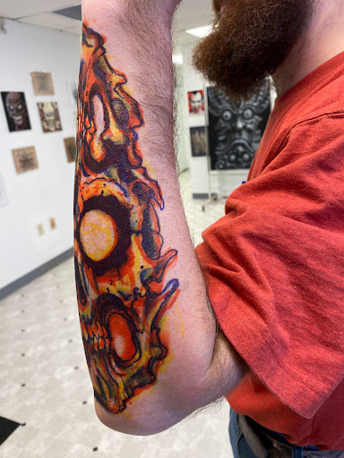 Explore deltoid tattoo ideas, creative tattoo ideas in Orland, available at K1LL3R ARTW0RK