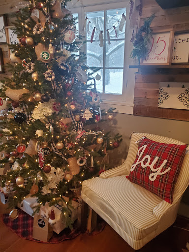 Furniture Store «dwell. furniture and Home Decor», reviews and photos, 3192 St Croix Trail S, Afton, MN 55001, USA