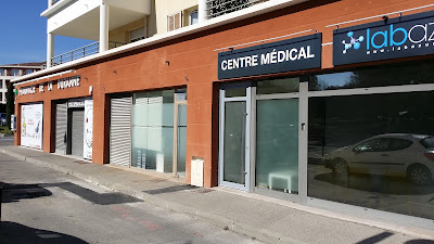 Chirurgien Dentiste Docteur Yohan HALIMI à Aix-en-Provence