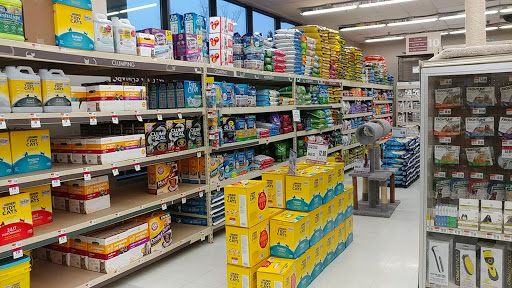 Pet Supply Store «Pet Supplies Plus», reviews and photos, 4505 S 76th St, Greenfield, WI 53220, USA