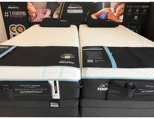 Furniture Store «Value City Furniture», reviews and photos, 4380 E New York St, Aurora, IL 60504, USA