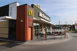 Restauracja McDonald's image