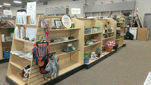 Thrift Store «Ditto Upscale Resale», reviews and photos, 571 E 8th St, Holland, MI 49423, USA