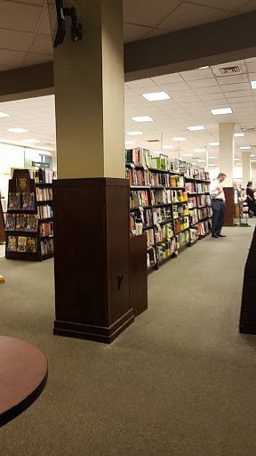 Book Store «Barnes & Noble», reviews and photos, 1819 Reisterstown Rd, Pikesville, MD 21208, USA