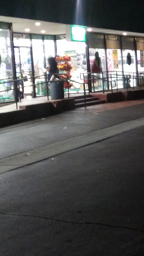 Dollar Store «Dollar Tree», reviews and photos, 181 S Rosemead Blvd, Pasadena, CA 91107, USA