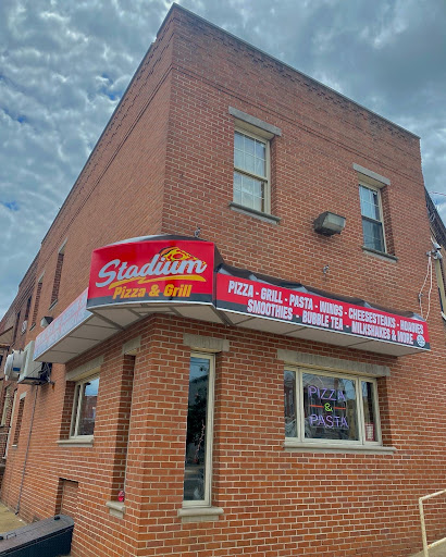 Pizza Restaurant «Stadium Pizza & Grill», reviews and photos, 2400 S 10th St, Philadelphia, PA 19148, USA
