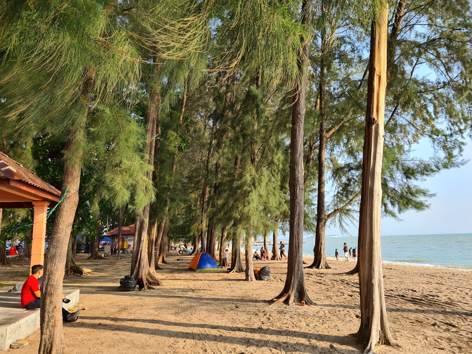 Photo of Puteri Beach amenities area