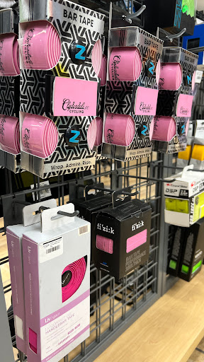 Bicycle Store «Middletown Cycling & Fitness», reviews and photos, 11519 Shelbyville Rd, Louisville, KY 40243, USA