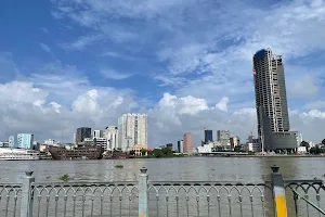 Saigon River image