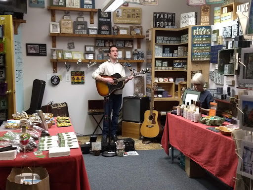 Gift Shop «Sunny Days Of Ithaca», reviews and photos, 123 S Cayuga St, Ithaca, NY 14850, USA