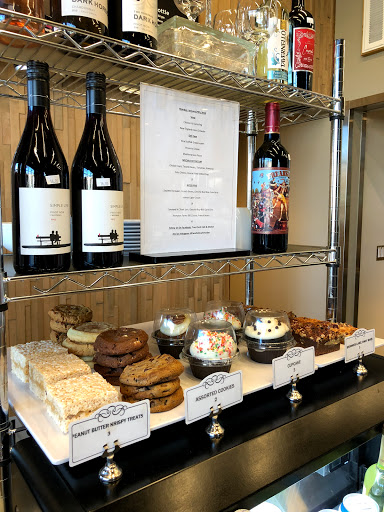 Grocery Store «Two Chefs Cafe & Market», reviews and photos, 644 N Main St #107, Greenville, SC 29601, USA