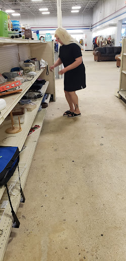 Thrift Store «Goodwill», reviews and photos