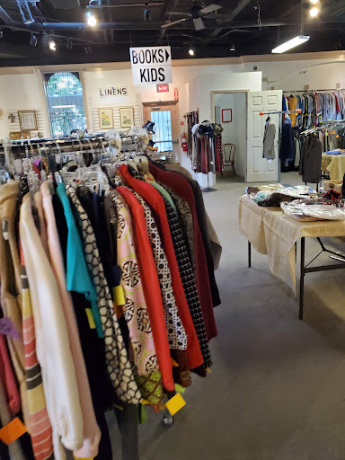 Thrift Store «Cathedral Thrift House», reviews and photos, 1893 Piedmont Rd NE, Atlanta, GA 30324, USA