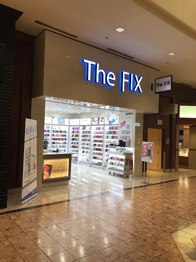 Phone Repair Service «The Fix - Mobile Phone & Computer Repair», reviews and photos, 17057 N Outer 40 Rd, Chesterfield, MO 63005, USA