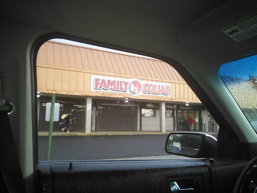 Dollar Store «Family Dollar», reviews and photos, 4795 Marlboro Pike, Capitol Heights, MD 20743, USA