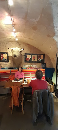 Atmosphère du Restaurant français Restaurant Arles - La Mule Blanche - n°13