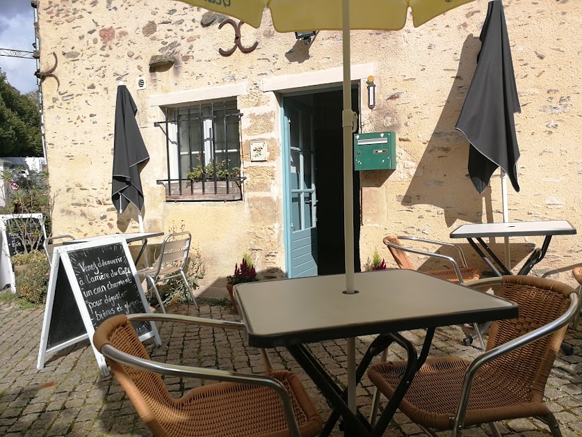 Café du Miracle à Vouvant (Vendée 85)