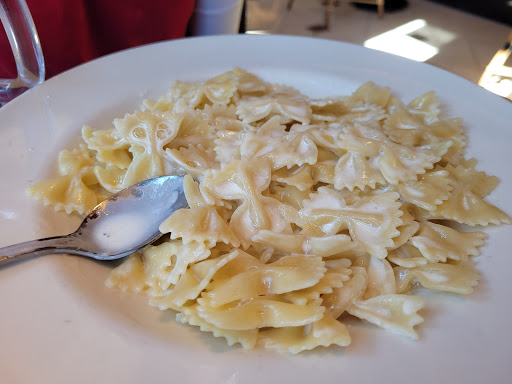 Restaurant «The Cheesecake Factory», reviews and photos, 3710 Highway 9, Freehold, NJ 07728, USA