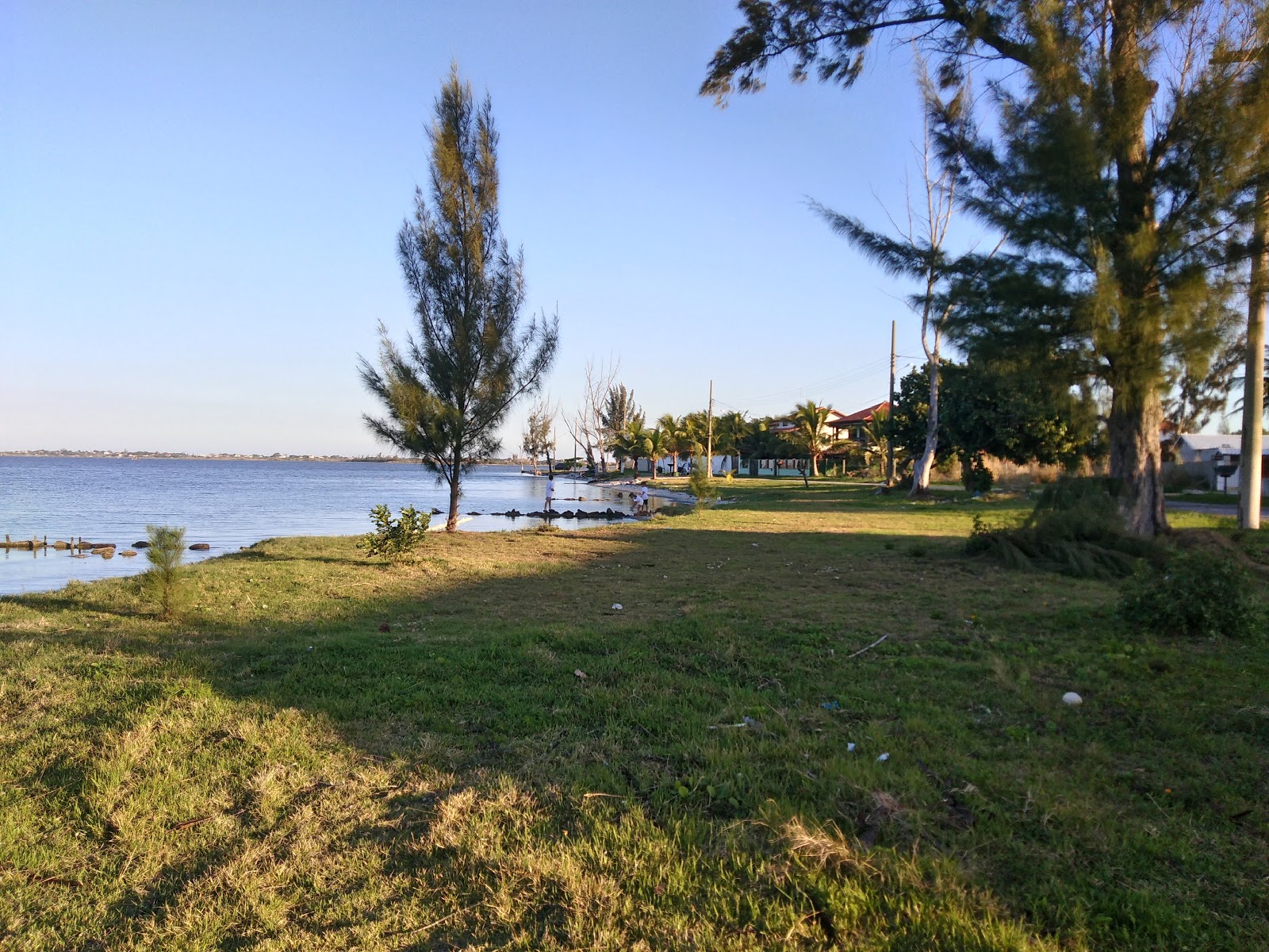 Valokuva Praia da Pontinha do Outeiroista. - hyvä lemmikkiystävällinen paikka lomalle