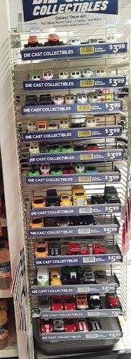 Grocery Store «Stop & Shop», reviews and photos, 25 Faunce Corner Rd, North Dartmouth, MA 02747, USA