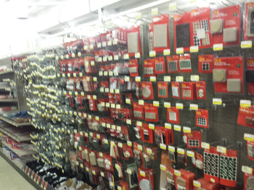 Hardware Store «Phelps Do it Best Hardware», reviews and photos, 5203 Elzie Rd, Louisville, KY 40258, USA