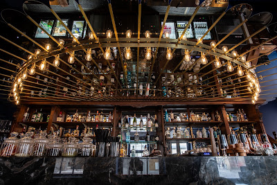 Devine Cocktail Club à Saint-Étienne