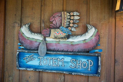 Variety Store «Totem Shop», reviews and photos, 6521 Western Ave, Glen Arbor, MI 49636, USA