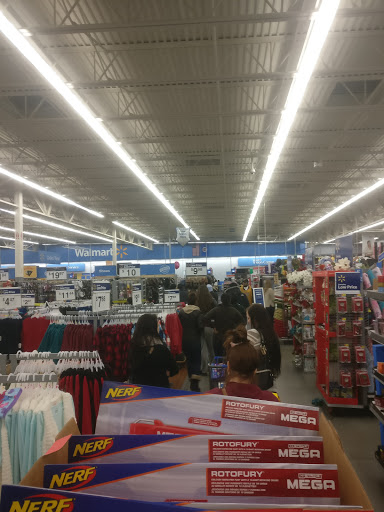 Department Store «Walmart Supercenter», reviews and photos, 1960 Twin Lakes Pkwy, Roseville, MN 55113, USA