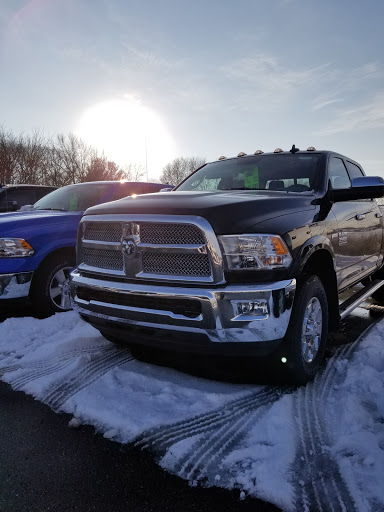 Chrysler Dealer «Henkel Chrysler Jeep Dodge», reviews and photos, 1275 W Dickman Rd, Springfield, MI 49037, USA