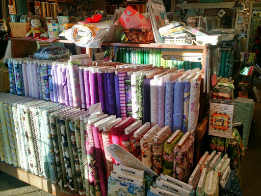 Quilt Shop «Needles & Pins Quilt and Fabric Shop», reviews and photos, 533 Mullica Hill Rd, Richwood, NJ 08074, USA