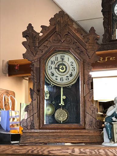 Ye Olde Clock Shoppe