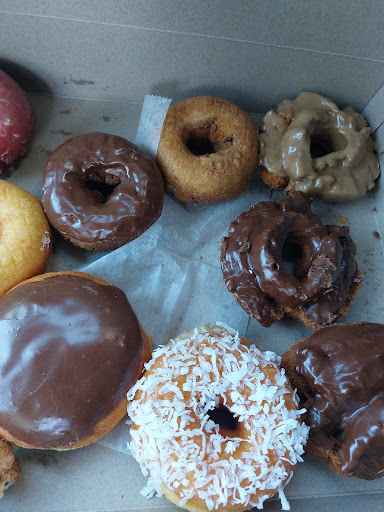 Donut Shop «Jannys Donuts», reviews and photos, 92 Corporate Park, Irvine, CA 92606, USA