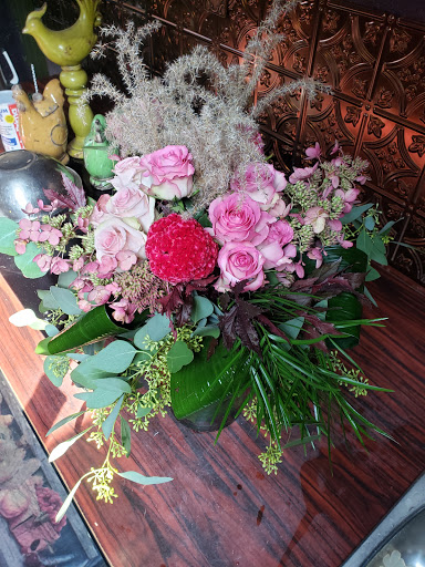 Florist «Cadden Florist», reviews and photos, 1702 Oram St, Scranton, PA 18504, USA