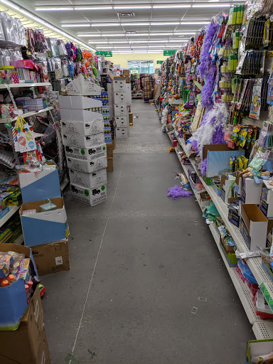 Dollar Store «Dollar Tree», reviews and photos, 3201 Rolling Oaks Blvd, Kissimmee, FL 34747, USA