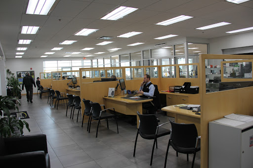 Car Dealer «MINI of Orland Park», reviews and photos, 11030 W 159th St, Orland Park, IL 60467, USA