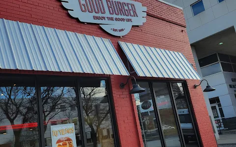 Zo's Good Burger - New Center Detroit image