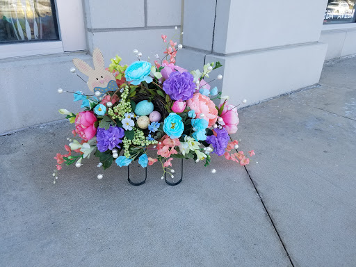 Florist «Mint Julep Flower Shop», reviews and photos, 808 5th St, Coralville, IA 52241, USA