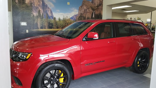 Car Dealer «Falls Chrysler Jeep Dodge», reviews and photos, 4100 State Rd, Cuyahoga Falls, OH 44223, USA