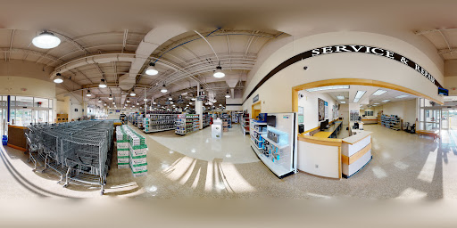 Electronics Store «Micro Center», reviews and photos, 32800 Concord Dr, Madison Heights, MI 48071, USA