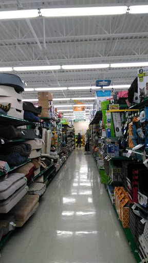 Pet Supply Store «Pet Supplies Plus», reviews and photos, 14839 Detroit Ave, Lakewood, OH 44107, USA