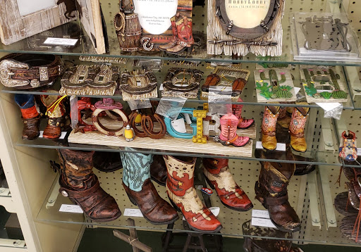 Craft Store «Hobby Lobby», reviews and photos, 1712 Rock Road, Derby, KS 67037, USA