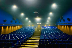 SVM AC 2K DOLBY 7.1 Theatre image