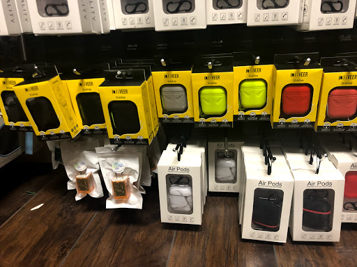 ACCESSORIZE IT - Cell Phone Repair and Accessories image