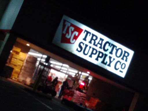 Home Improvement Store «Tractor Supply Co.», reviews and photos, 3400 Moody Pkwy, Moody, AL 35004, USA