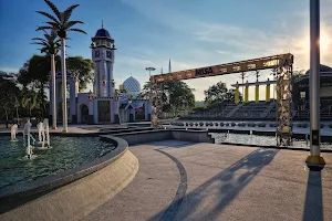 Shah Alam Square image