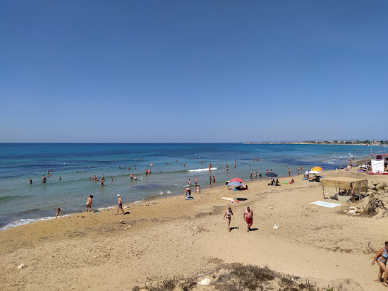 Carratois Plajı